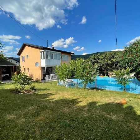 Pool Villa Sarajevo Buitenkant foto