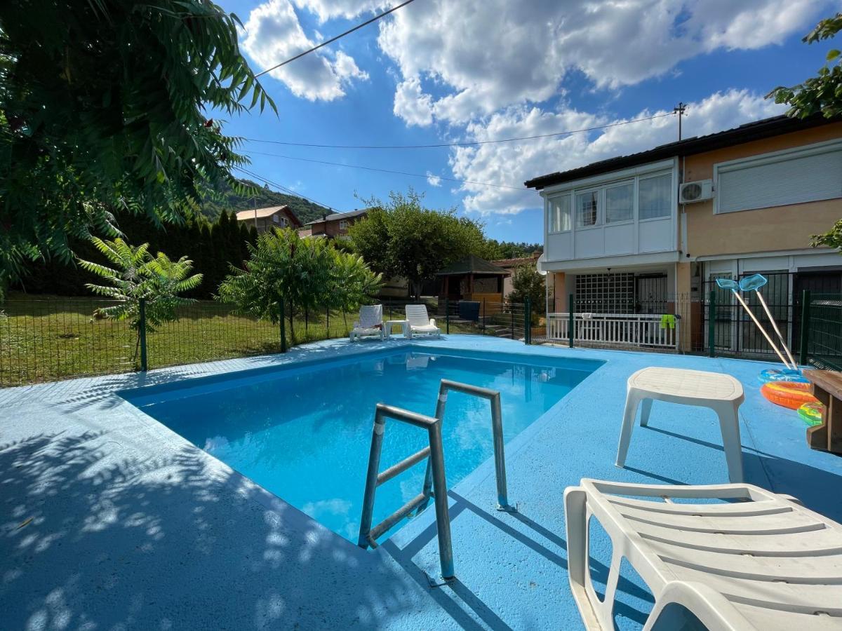 Pool Villa Sarajevo Buitenkant foto